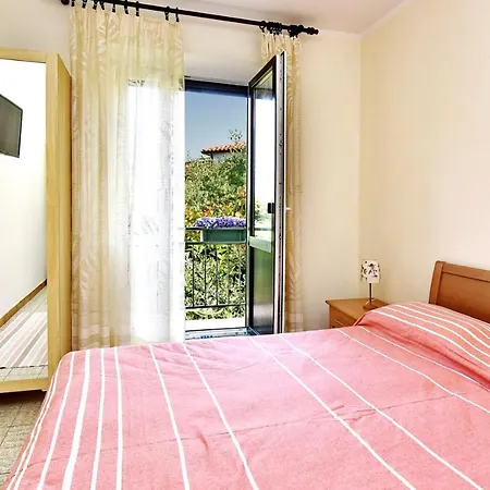 Apartman Pierina *