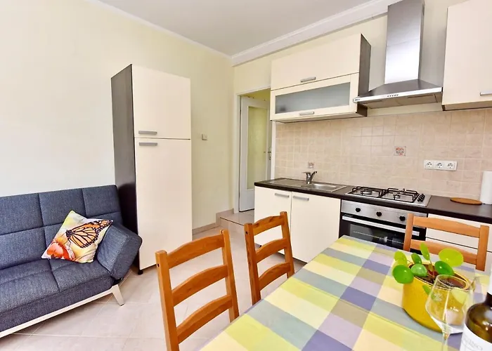 Apartment Pierina *